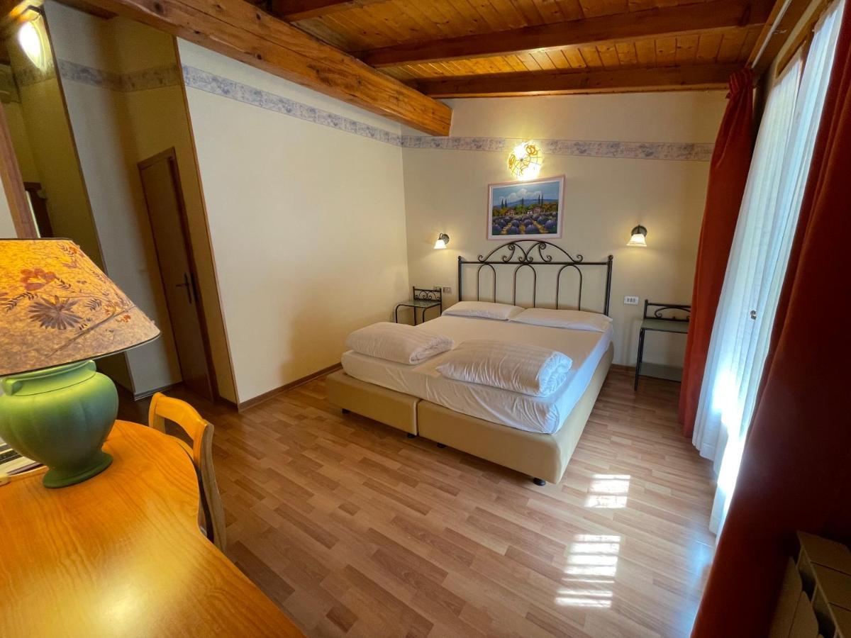 Hotel Rabay Brenzone Extérieur photo