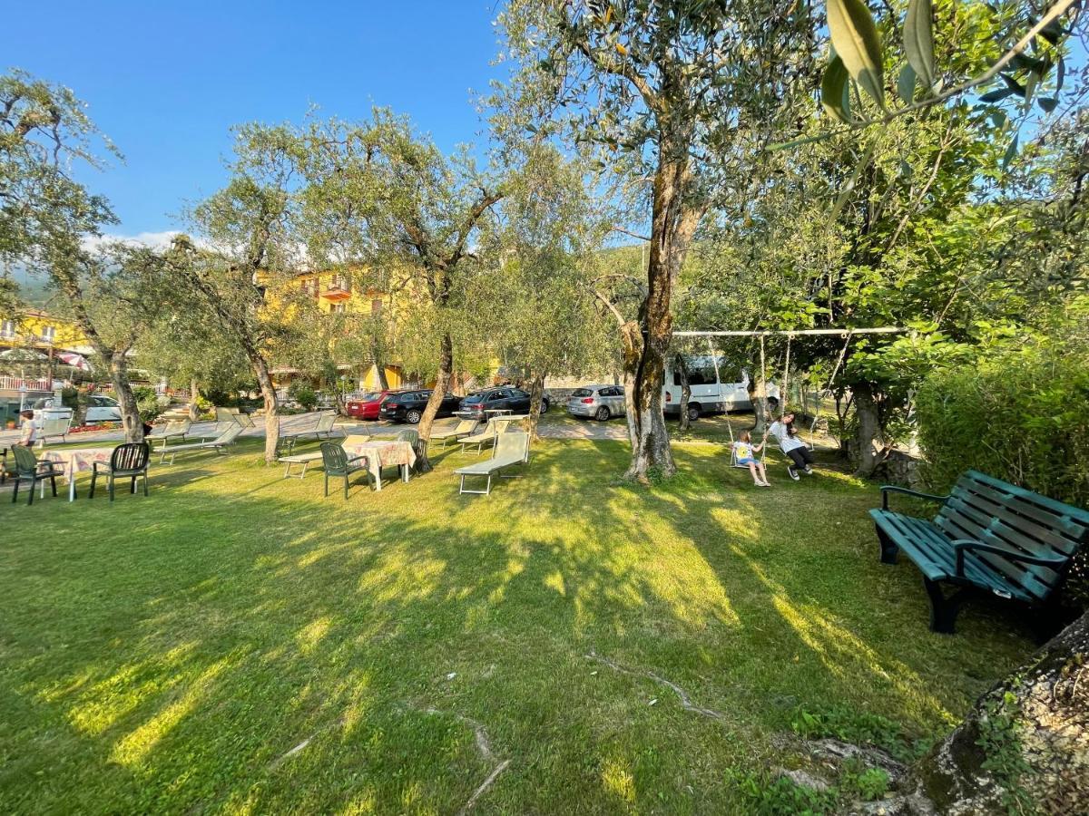 Hotel Rabay Brenzone Extérieur photo