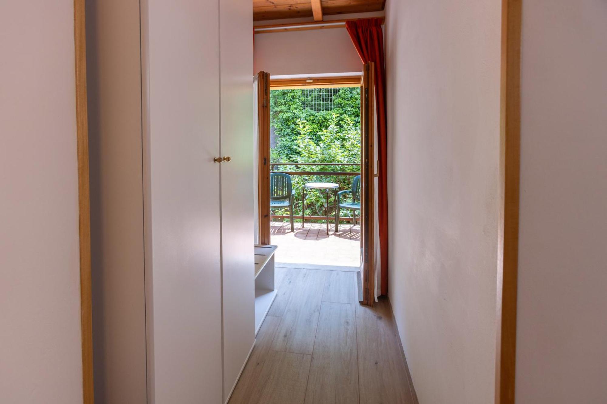 Hotel Rabay Brenzone Extérieur photo