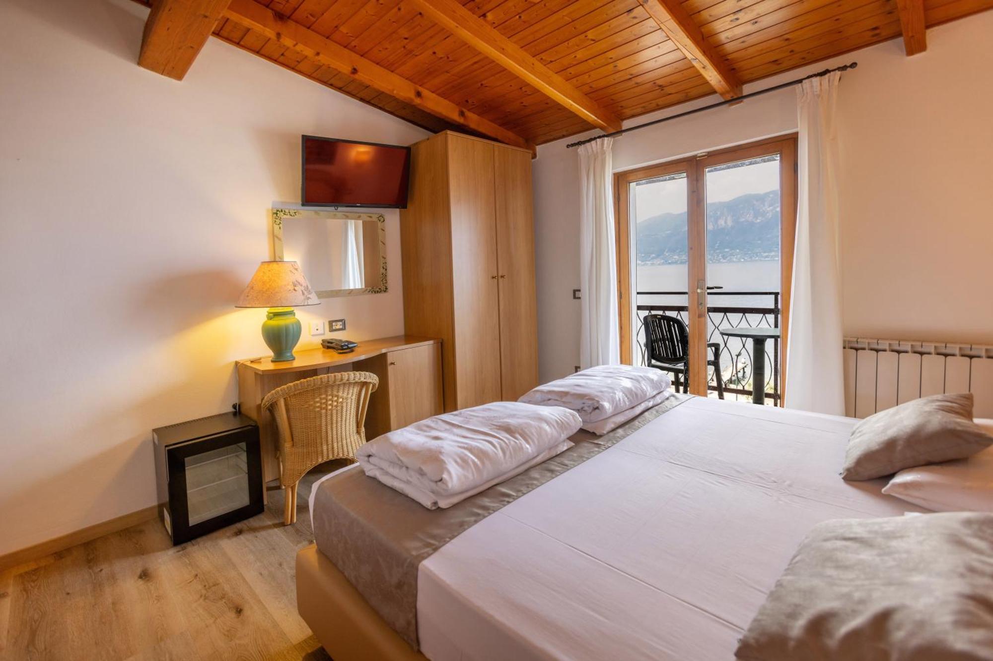 Hotel Rabay Brenzone Extérieur photo