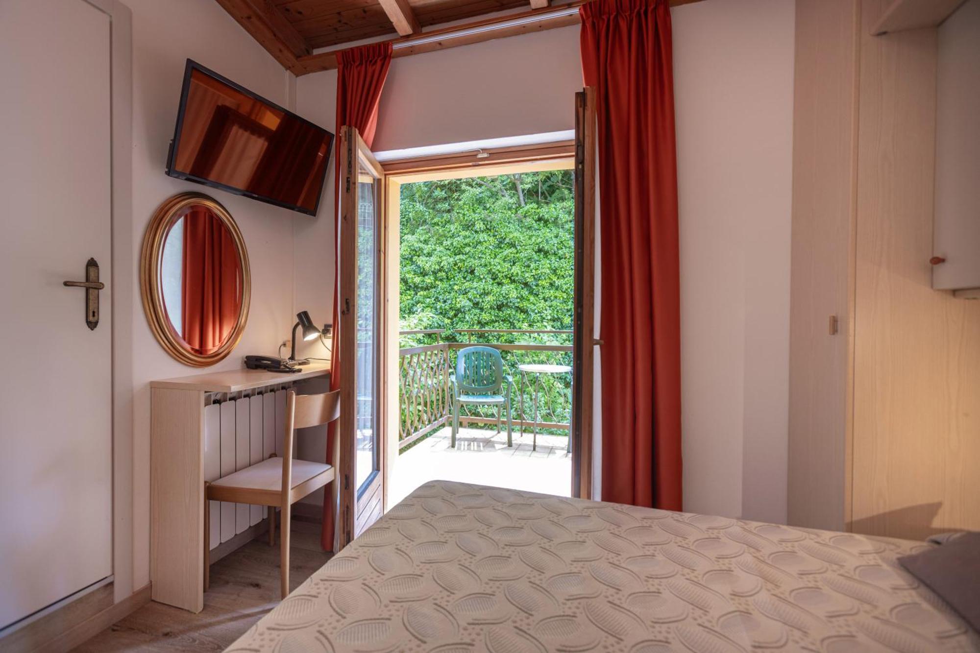 Hotel Rabay Brenzone Extérieur photo
