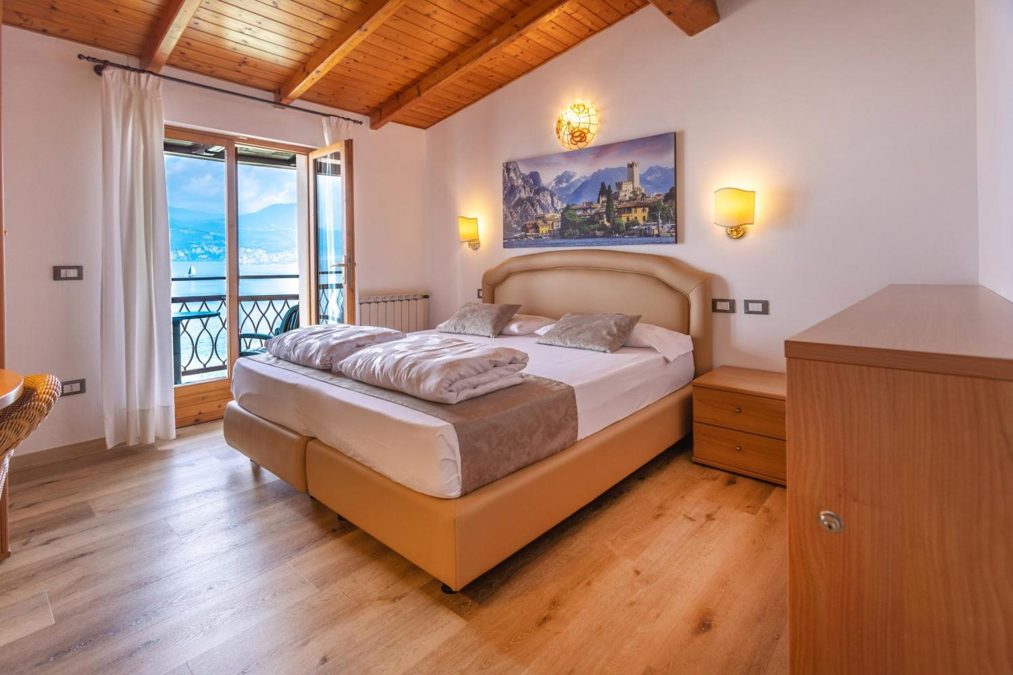 Hotel Rabay Brenzone Extérieur photo