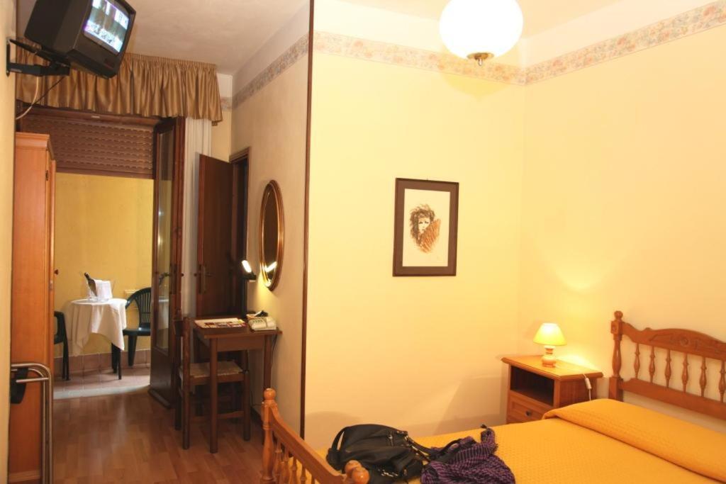 Hotel Rabay Brenzone Extérieur photo